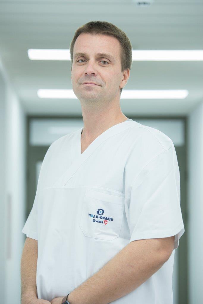 DR SAVA BARIŠIĆ, oftalmolog specijalista