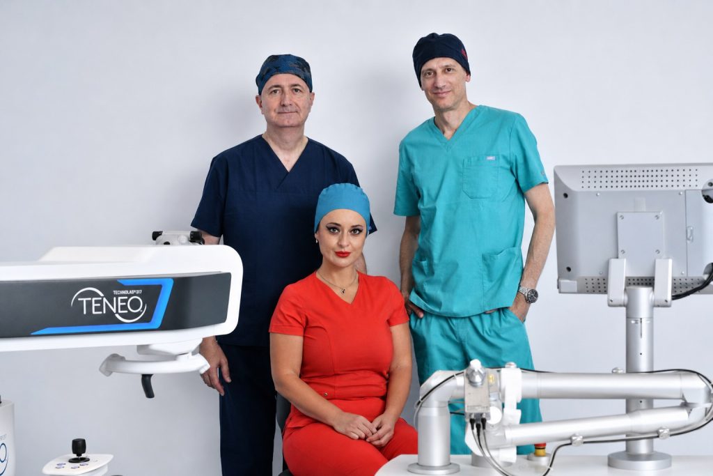 Tim klinike VIDAR-ORASIS SWISS u operacionoj sali